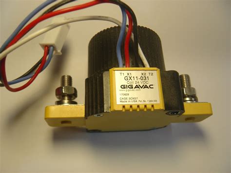 NEW GX11 031 GIGAVAC 24V VDC High Power Current Contacter 150 12