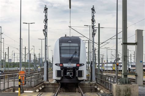 SIEMENS MOBILITY PRESENTS SIGNALING X AND NEXT LEVEL RAIL SERVICES AT