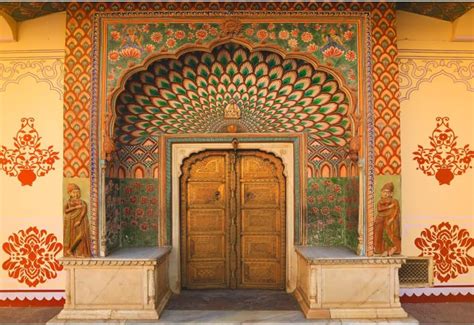 Amazon YongFoto Indian Palace Lotus Peacock Gate Backdrop 7x5ft