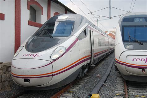 Galería de imágenes de Renfe Operadora Los nuevos trenes 114 de alta