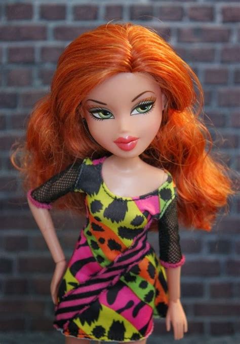 Pin By Kashmira Lala On Makaton1 Bratz Doll Outfits Red Hair Cartoon Bright Red Lipstick