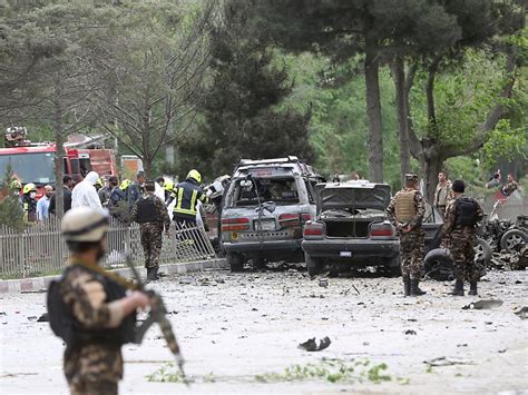 Attentat contre les forces étrangères à Kaboul huit civils tués SWI