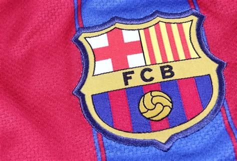 Football Club Barcelona Crest – Stock Editorial Photo © RFarrarons ...