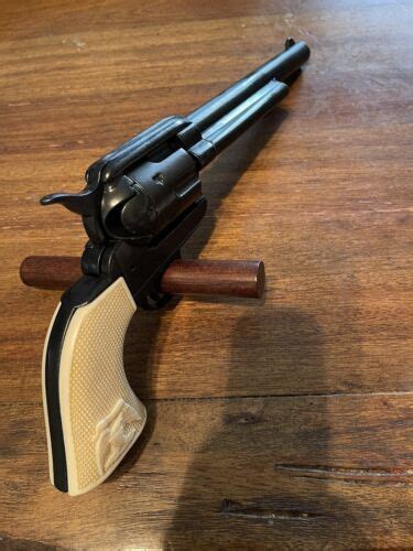 Denix Replica M1873 Cavalry Single Action Revolver Non Firing Gun Black 4568616993