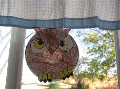 Fun Home Preschool Ideas: Owl Craft