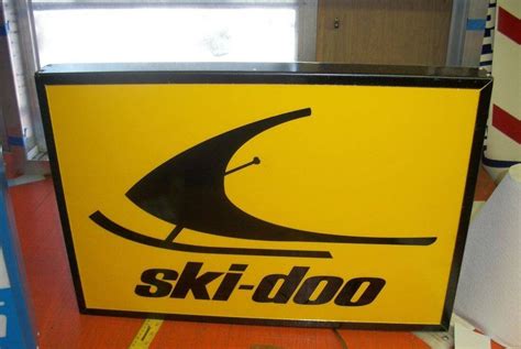 Vintage Ski Doo Logo