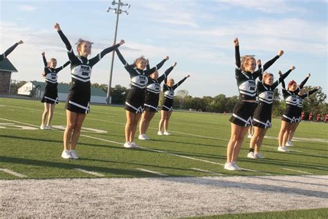 Cheer squad grows, prepares for competition – The Wildcat