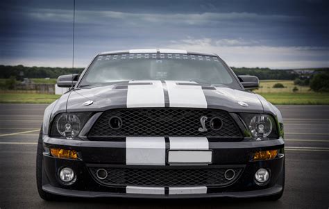 Download Mustang Wallpaper