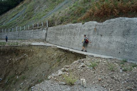 Platì e la strada Bovalino Bagnara così l assenza dello Stato ha