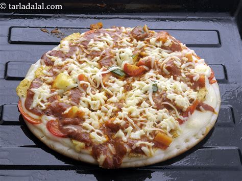 Cheesy Vegetable Pizza Recipe Veg Cheesy Pizza Indian Style Cheese