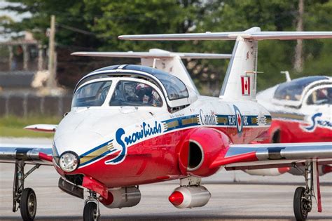 Canadian Forces Snowbirds take flight for the first air show since 2019 ...