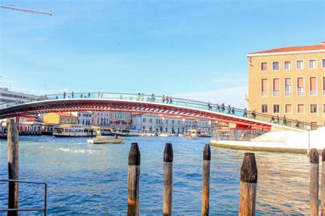 Venice Bridge editorial stock photo. Image of venezia - 32541483