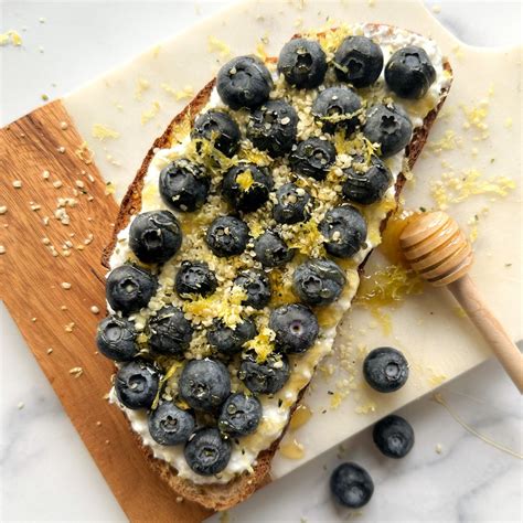 Cottage Cheese Toast Sweet And Savory Hellofrozenbananas