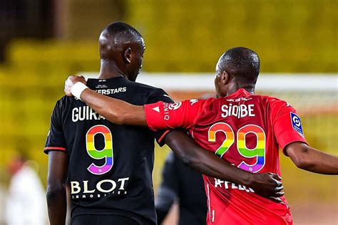 Football Ligue Maillots Arc En Ciel Supprim S La Lfp Sort Du