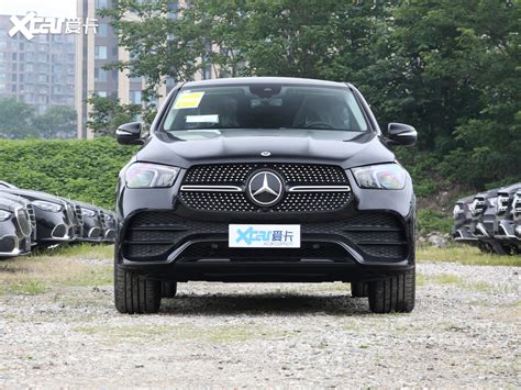 【2022款奔驰gle插电式混合动力轿跑suv 改款 Gle 350 E 4matic 轿跑suv整体外观 1137张图片】汽车图片