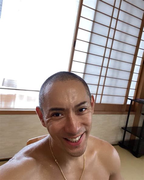 市川海老蔵 （11代目）さんのインスタグラム写真 市川海老蔵 （11代目）instagram「sweaty All Over