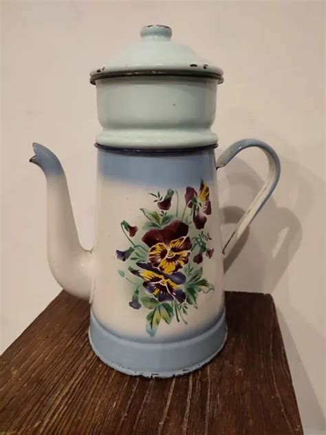 Ancienne Cafetiere En Tole Emaillee A Decor De Fleurs Pensees Cuisine