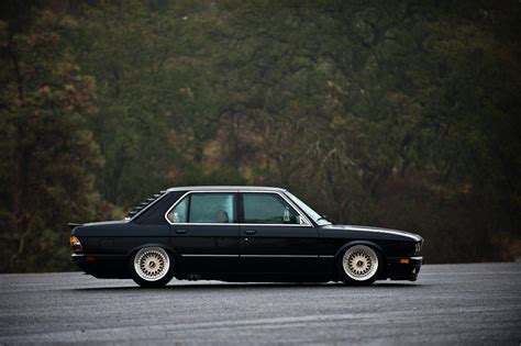 Bmw E28 5 Series Black Stance