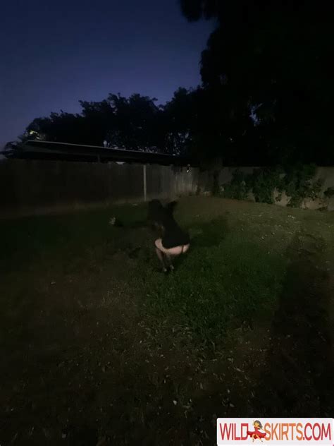 Emma Kelley Emmaxxkelley Yrbigboobgf Nude OnlyFans Instagram Leaked Photo 19