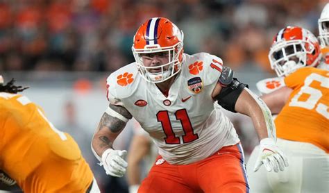 Clemson Defensive Lineman Bryan Bresee Declares For Nfl Draft