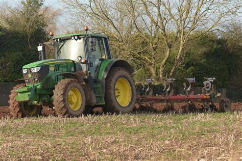 John Deere 6155M Tractor With A Kverneland 5 Furrow Plough Flickr