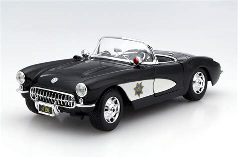 Chevrolet Corvette 1957 Patrol Maisto 1 18 Automodele Eu