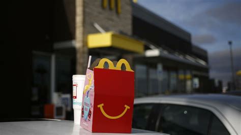 Mcdonald S Customer Left Horrified After Finding A Vape Inside Daughter