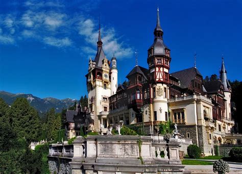 The most beautiful castles in Romania - Earth's Attractions - travel ...