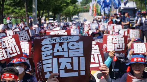 충북 노동자들 윤석열정권 퇴진시키고 노동‧민생‧민주‧평화 실현 사회로