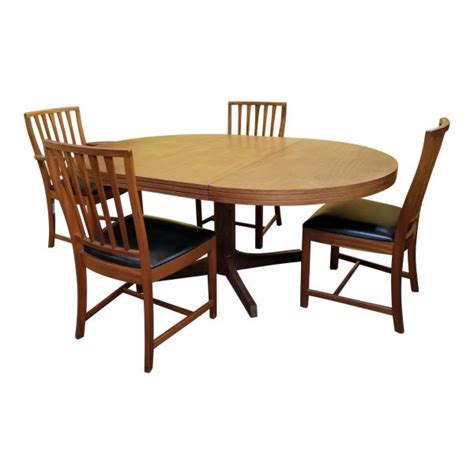 Mid Century Modern Style Dining Set - 5 Pieces - Princessantiques.net