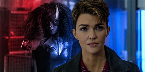 Kate Kane's Ghost Is Weakening The Arrowverse's New Batwoman