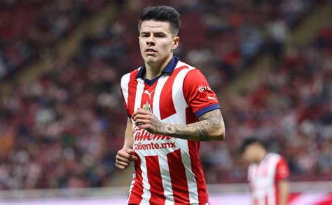 Pavel Pérez El Futbolista Al Que Gago Extraña En Chivas Rebaño Pasión