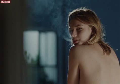 Naked Romina Tonkovic In F20