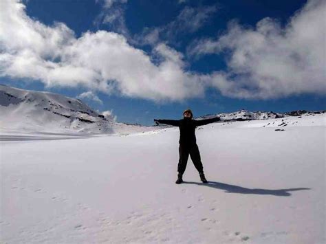 How to Hike the Tongariro Crossing in Winter | Little Lost Travel