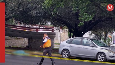 Muere Mujer Atropellada Sobre Avenida L Zaro C Rdenas En Monterrey