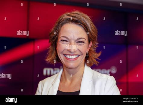 Anna Planken In Der Ard Talkshow Maischberger Im Wdr Studio B K Ln