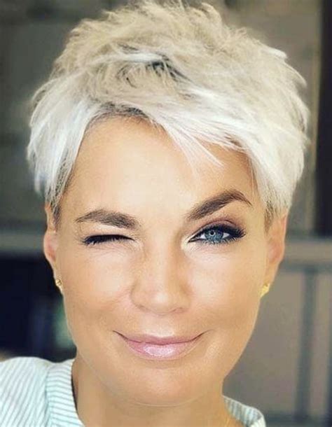 Pin On Hair Styles Blonde Pixie Hair Short Messy Haircuts Short Hair Cuts