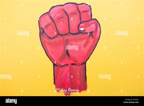 Red Hand Ulster Hi Res Stock Photography And Images Alamy