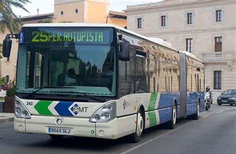 La EMT Palma consolida y amplía el proyecto piloto de acceso al bus por