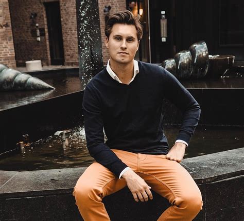 Ekstrajobb Ved Siden Av Fulltidsjobb