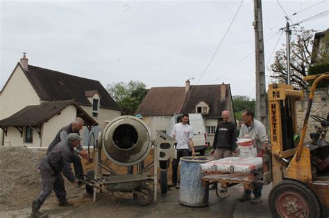 Cheilly L S Maranges Nettoyage Et Ma Onnerie Pour La Journ E Citoyenne