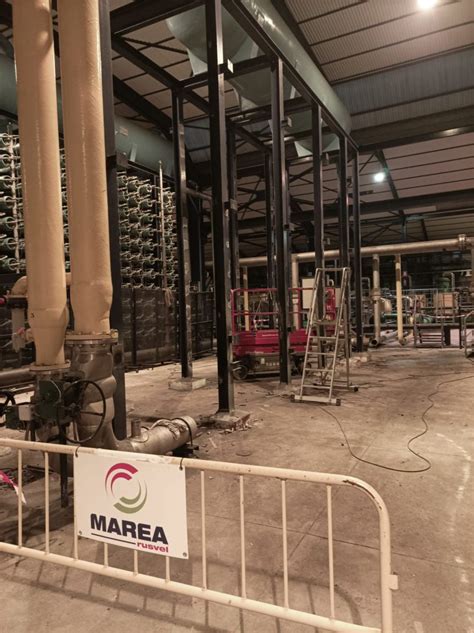 Marea En Pleno Desarrollo De Las Obras De Mejora De La Desaladora De