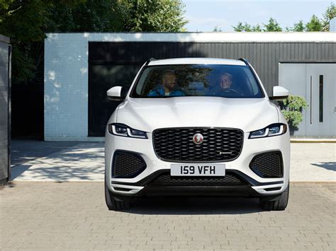 Un Nouveau F Pace Sest Ajout La Gamme En Jaguar West Island