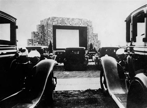 The First Drive In Theaters Welcomed Even The Noisiest Families Mashable