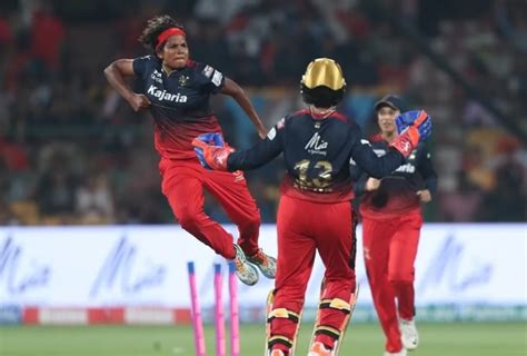 Royal Challengers Bangalore Women Vs Gujarat Giants Wpl Cricket