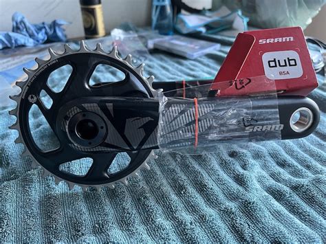 2023 Sram X1 Carbon 170mm 32 Ring W BB For Sale