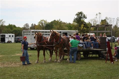 HORSE-DRAWN HAY WAGON RIDES START SATURDAY | Lorain County Metro Parks