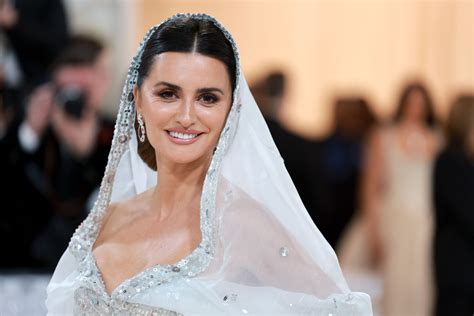 Awkward moment completely see through wedding dresses 60 photos