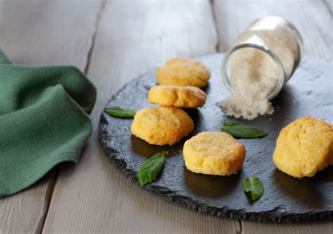 Biscotti Al Cocco E Farina Di Mais Ricetta Facile Per Biscotti