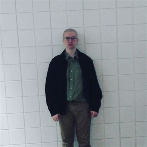 I dressed as Walter white to my school dance : r/breakingbad